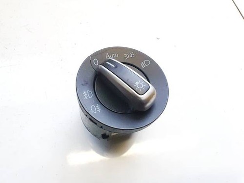 3c8941431a Scheinwerfer Schalter  Volkswagen Passat DE2555584-09