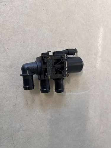 BMW 7 G11 G12 2019 Heizungsventil Wasserventil 9147347 Benzin/Elektro 230kW