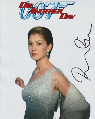Rosamund Pike handsigniertes 8x10 Foto James Bond 007 Autogramm