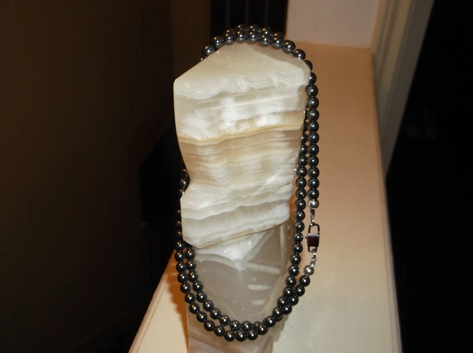 COLLAR DE CUENTAS DE HEMATITA DE 30" HECHO A MANO PARA HOMBRE. Foto 4 de 4