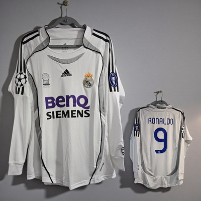 01 - R. Madrid 06/07 Home UEFA - White - Ronaldo # 9 - Large (Run