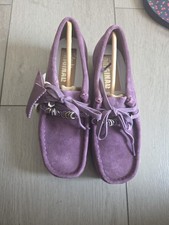 Clarks Women's Wallabee Plum Suede Size 6.5