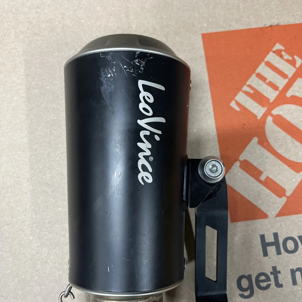 Silenciador sin cordones Leo Vince LV-10 edición negra para Yamaha YZF-R6 06-21 15215B Foto 2 de 3