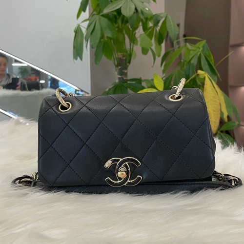Chanel Classic Flap Mini Black Gold Chain Shoulder Bag Crossbody Bag