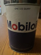 Vintage Mobiloil 1 US Quart Can cardboard  displays nice