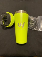 VitaHustle Protein Shaker, 20 ounce Citron Green