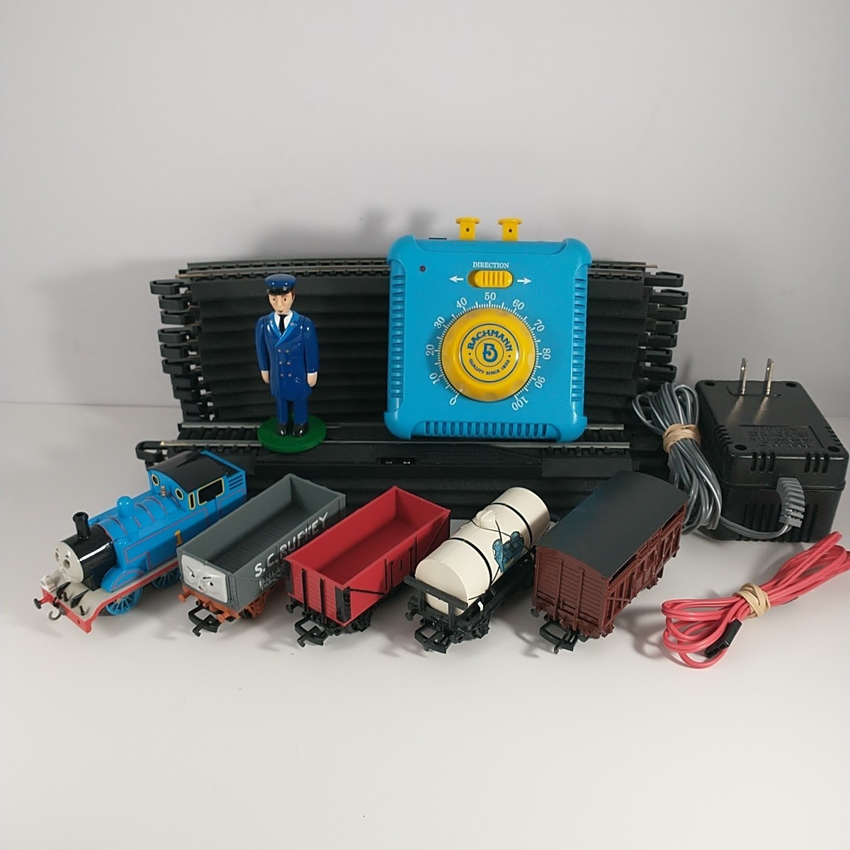 Deluxe Thomas' Fun With Freight Set HO Scale Electric Train