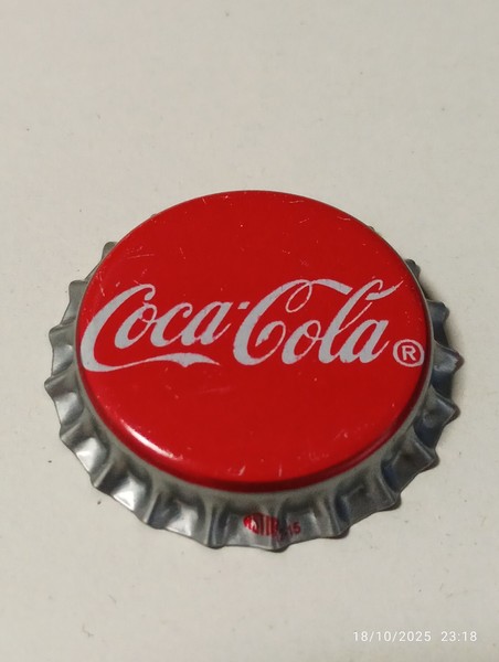   Crown Cap COCA-COLA COMPANY.  Bottle Cap SODA.  Beer. Birra, bier. COKE.