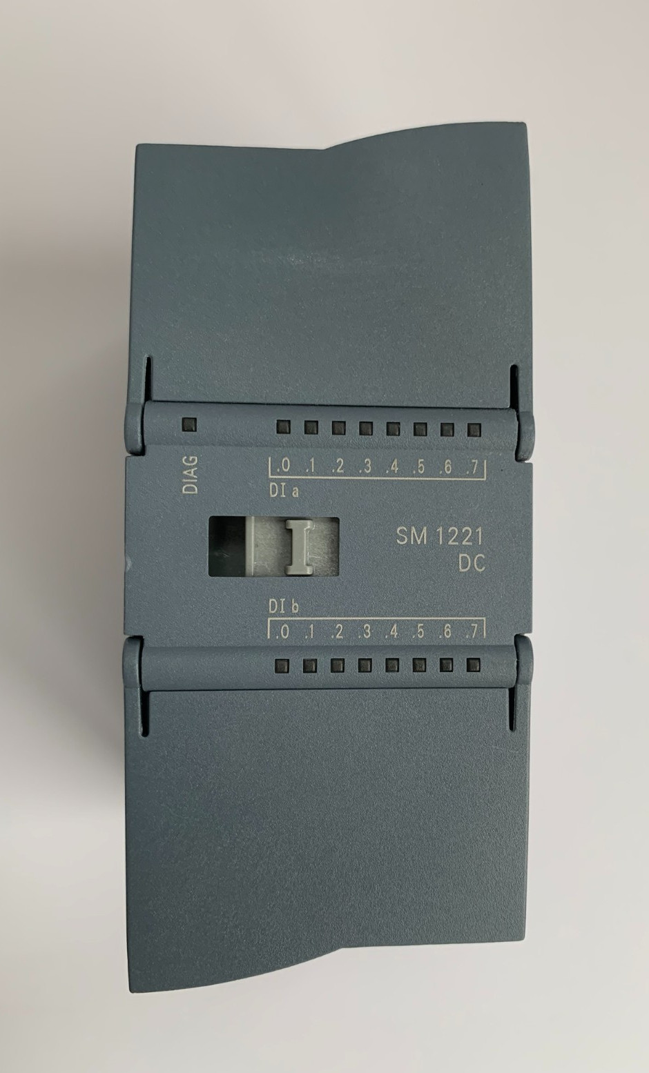 SIEMENS SIMATIC S7-1200 SM1221 6ES7221-1BH30-0XB0 Digital input 16 DI Sink Sourc