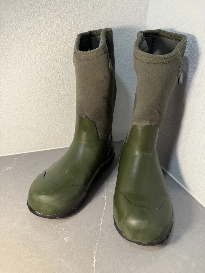 BOGS Classic High Youth Size 3 Army Green Waterproof Rain Boots Winter Snow Cold - Image 2 of 4