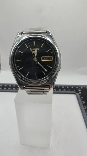 Refurbished Vintage Seiko 5 7009-876A Automatic stainless-steel men wristwatch