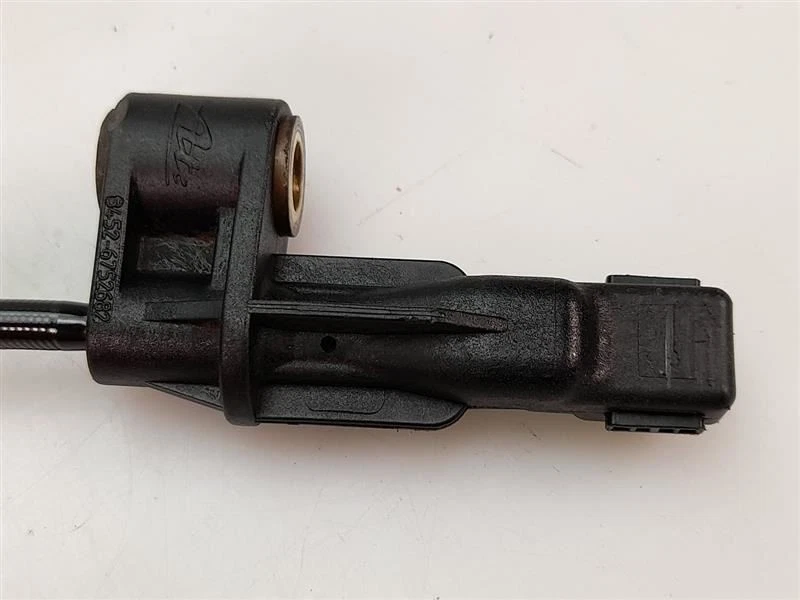 2004 BMW 330ci 330i 325i 325ci E46 Front Right Wheel Speed Sensor ABS Pulse - Image 4 of 4