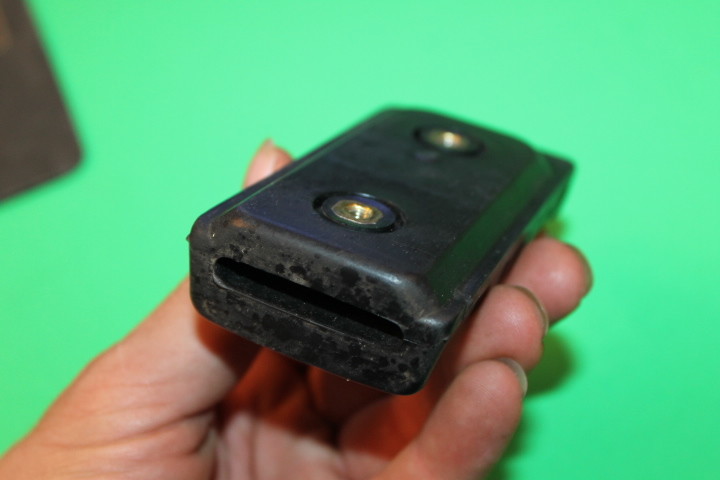 NOS OEM KAWASAKI 1987-1988 ZN1300 FOOTREST DAMPER PART# 92075-1559