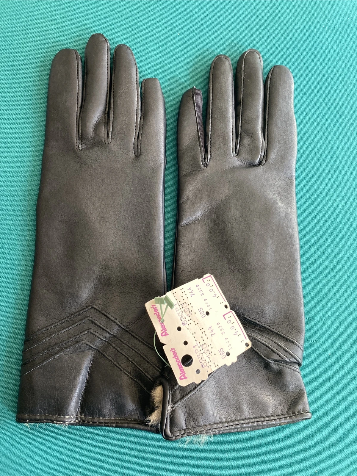 VTG Women Black Gloves Faux Leather Vinyl Rabbit Fur Small XL with original tags