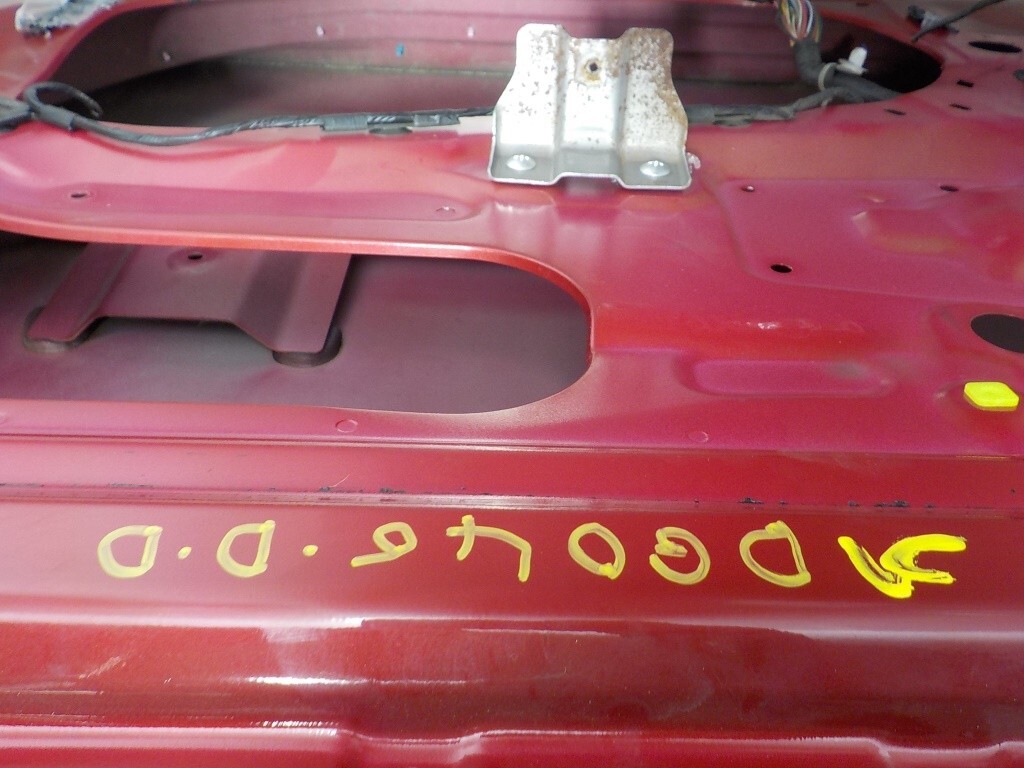 5700B388 ORDERE RECHTE TÜR FÜR MITSUBISHI OUTLANDER CW0 2.2 DI-D 