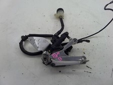 Yamaha YZF R6 Right Brake Pedal Peg 99-02 OEM