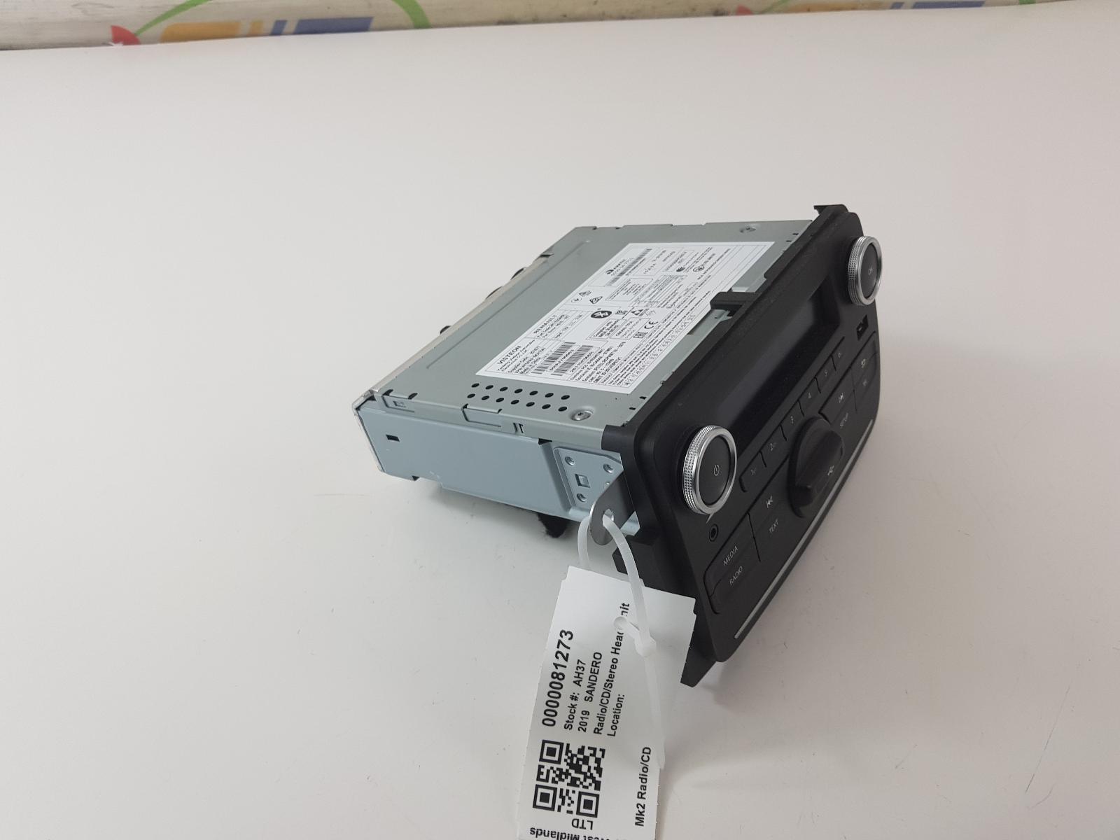 DACIA SANDERO Radio CD Player Head Unit 2019 Petrol 281152368R eBay