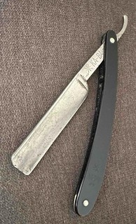 OLD VINTAGE ANTIQUE UNION CUT CO KABAR KNIFE CO STRAIGHT RAZOR 5/8"