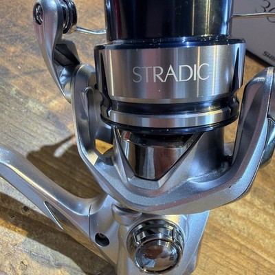 SHIMANO SHIMANO 19 Stradic 3000MHG Spinnrolle schneller Versand aus JAPAN