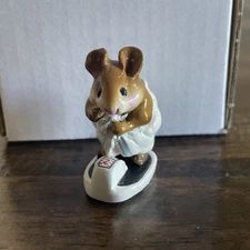 Wee Forest Folk Just Checking Weight Loss Mouse 1986 Annette Peterson M-140