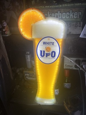 UFO LED Beer Sign Bar Store Display White Rare Glass Excellent Vtg Light Up