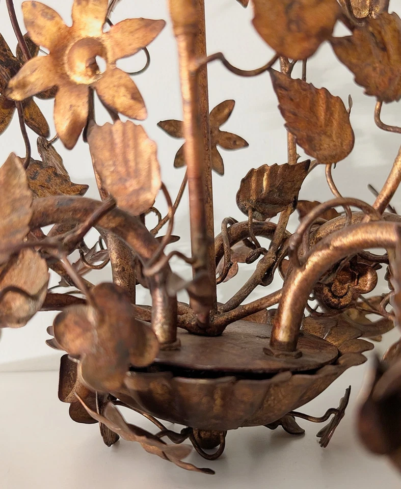 LÁMPARA DE ARAÑA ITALIANA VINTAGE DE HIERRO/DORADO, 5 BRAZOS, ESTILO JAULA PARA PÁJAROS ORNAMENTADA FLORAL Foto 2 de 4