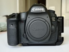 Canon EOS5DS 50.6 MP DSLR Camera - Black (Body Only)