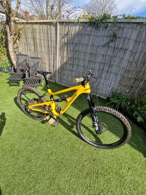 Nukeproof Mega 297 Carbon Enduro Mtb In LARGE - GREAT CONDITION! £2200 ONO