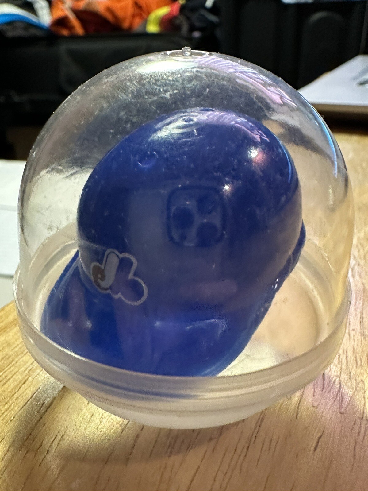 MONTREAL EXPOS MLB MINI MICRO BATTING HELMET GUMBALL VENDING MACHINE 2