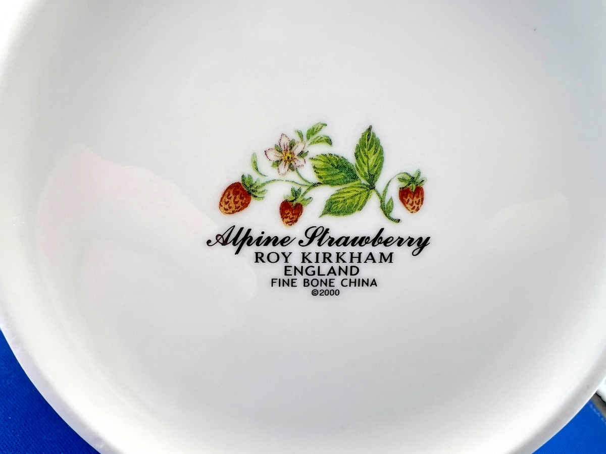 ALPINE STRAWBERRY Bone China 6 cup Teapot from Roy Kirkham, Made