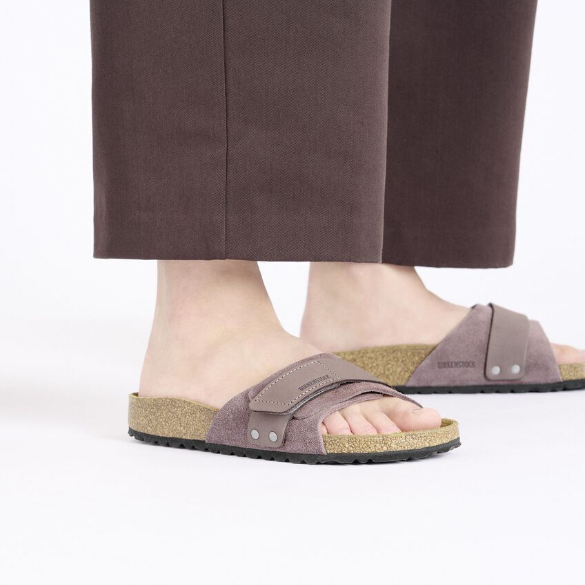 BIRKENSTOCK OITA FADED PURPLE SANDALS MEDIUM/NARROW WIDTH LEATHER