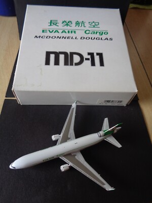 Eva Air Cargo MD-11 Flugzeugmodell Maßstab 1:500 Neu im Originalkarton