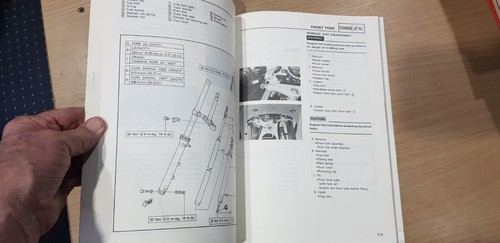 YAMAHA SRX250 MOTORCYCLE FACTORY MANUAL PRINTED AUGUST 1984 - Picture 4 of 16
