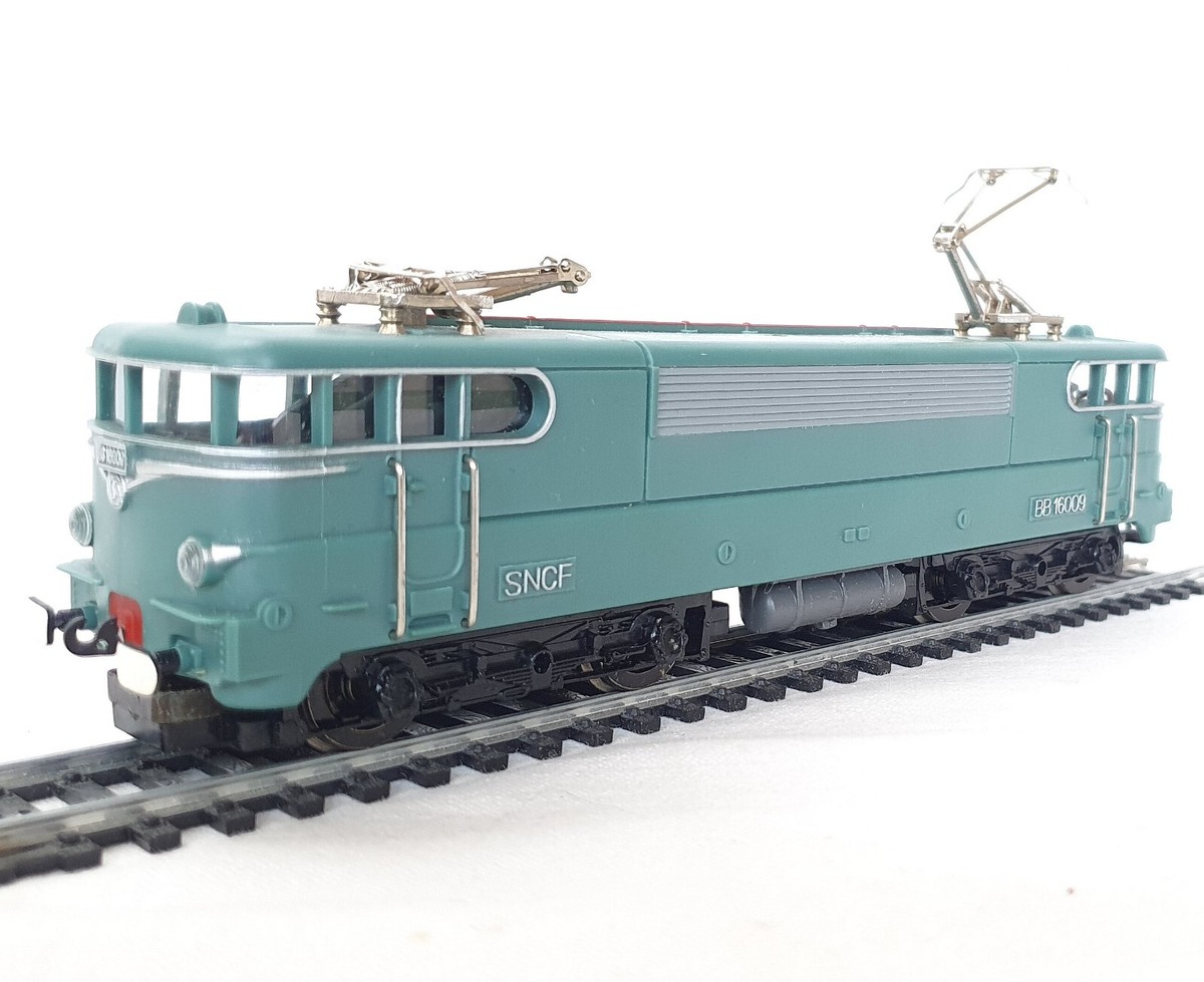 Hornby Meccano France HO SNCF BB 16009 French ELECTRIC LOCOMOTIVE