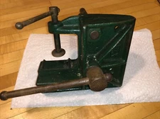 Brink & Cotton B&C 175 Wood Vise Table Mount Cast Iron Corner Vice