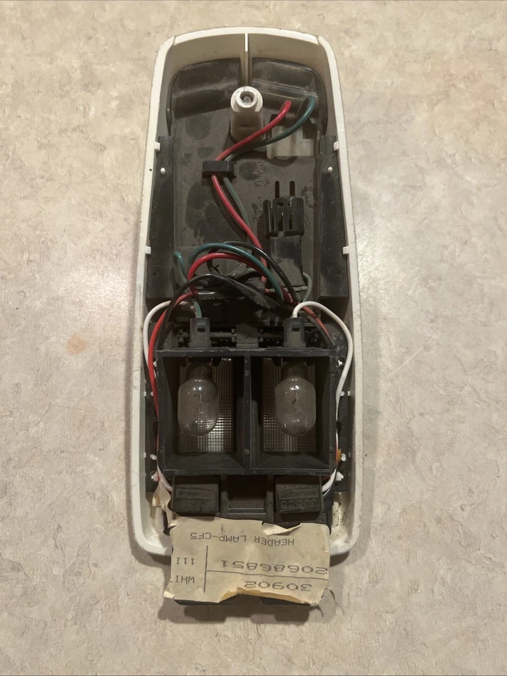 Cadillac Deville 1977-1984 beige tostado delantero domo mapa luz Foto 2 de 2