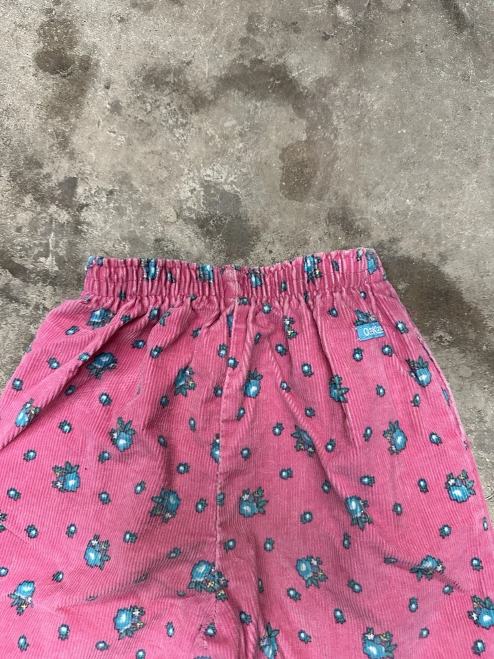 Pantalones de pana vintage años 90 OshKosh B’Gosh talla 4T flor floral hechos en EE. UU. Foto 4 de 4