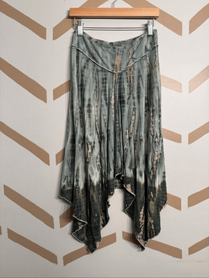 Omgaiatree Olive Green Tie Dye Print Pull-On Asymmetrical Pixie Skirt Size Small
