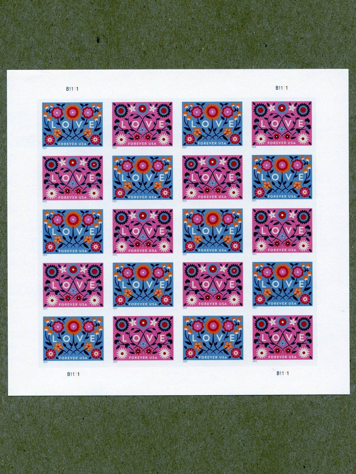 US 2022  # 5660A - 5661A MNH LOVE FLOWERS IMPERF NDC PANE OF 20  FOREVER STAMPS