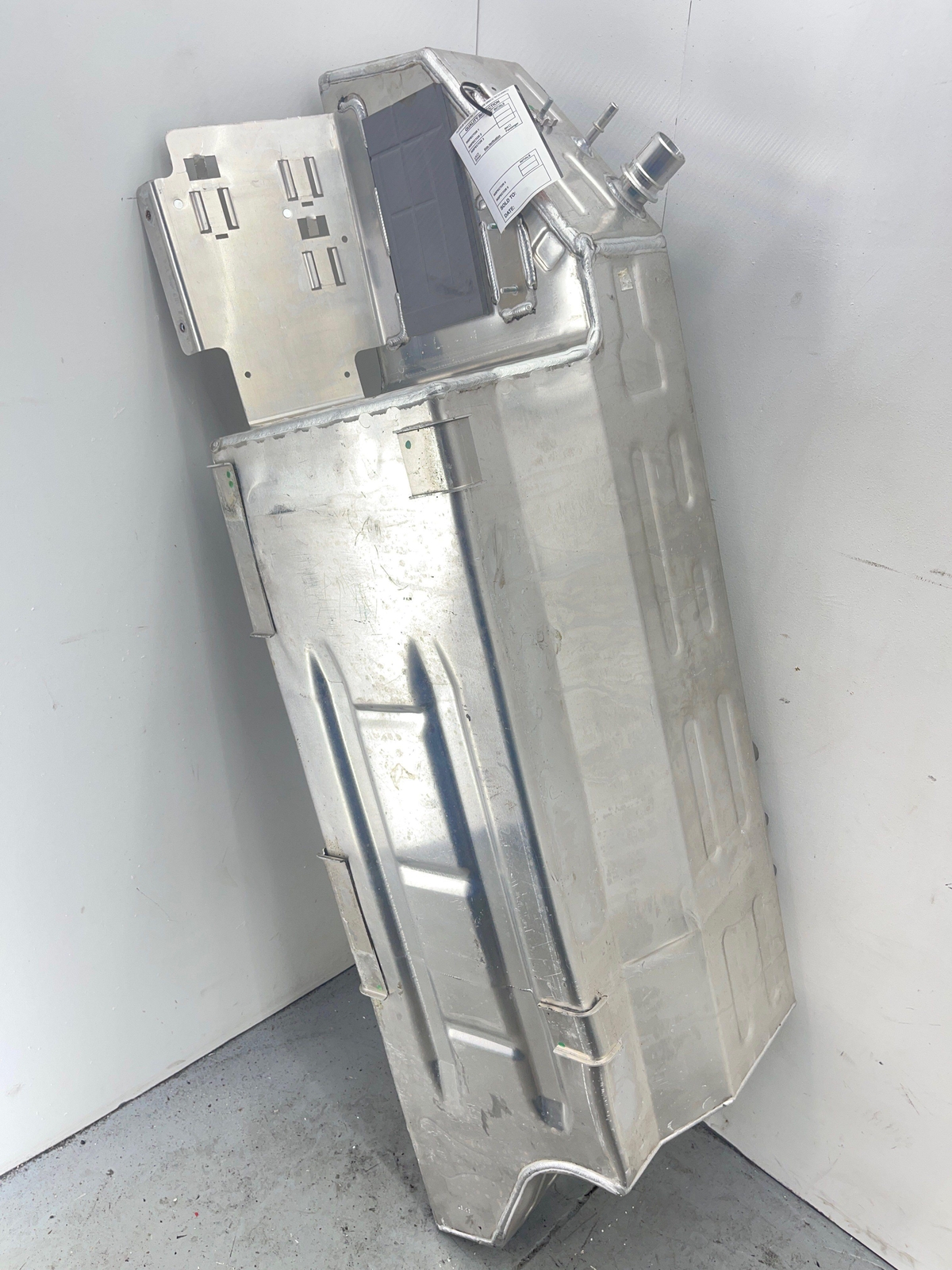 2020-2023 MCLAREN GT FUEL TANK ASSEMBLY CELL 14KA060CP OEM 2021 2022