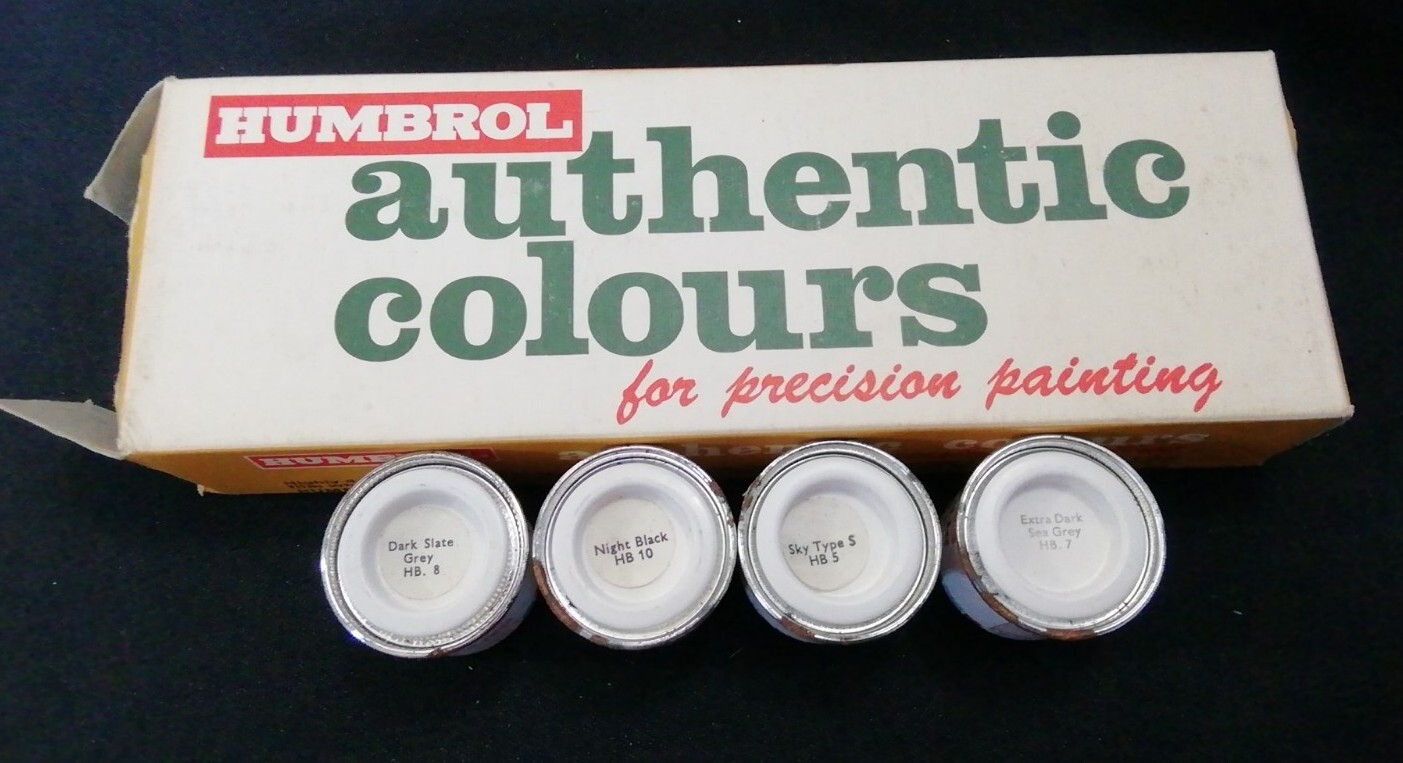 2x Vintage Humbrol authentic colours Military Equipment enamel paint
