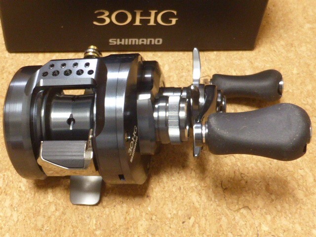 Shimano 24 CALCUTTA CONQUEST SHALLOW EDITION 30HG Right Bait