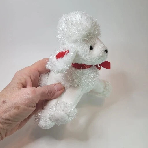 Caniche de San Valentín Peluche Blanco con Corazón Rojo en la Oreja y Arco Rojo 6" Regalo Foto 2 de 4