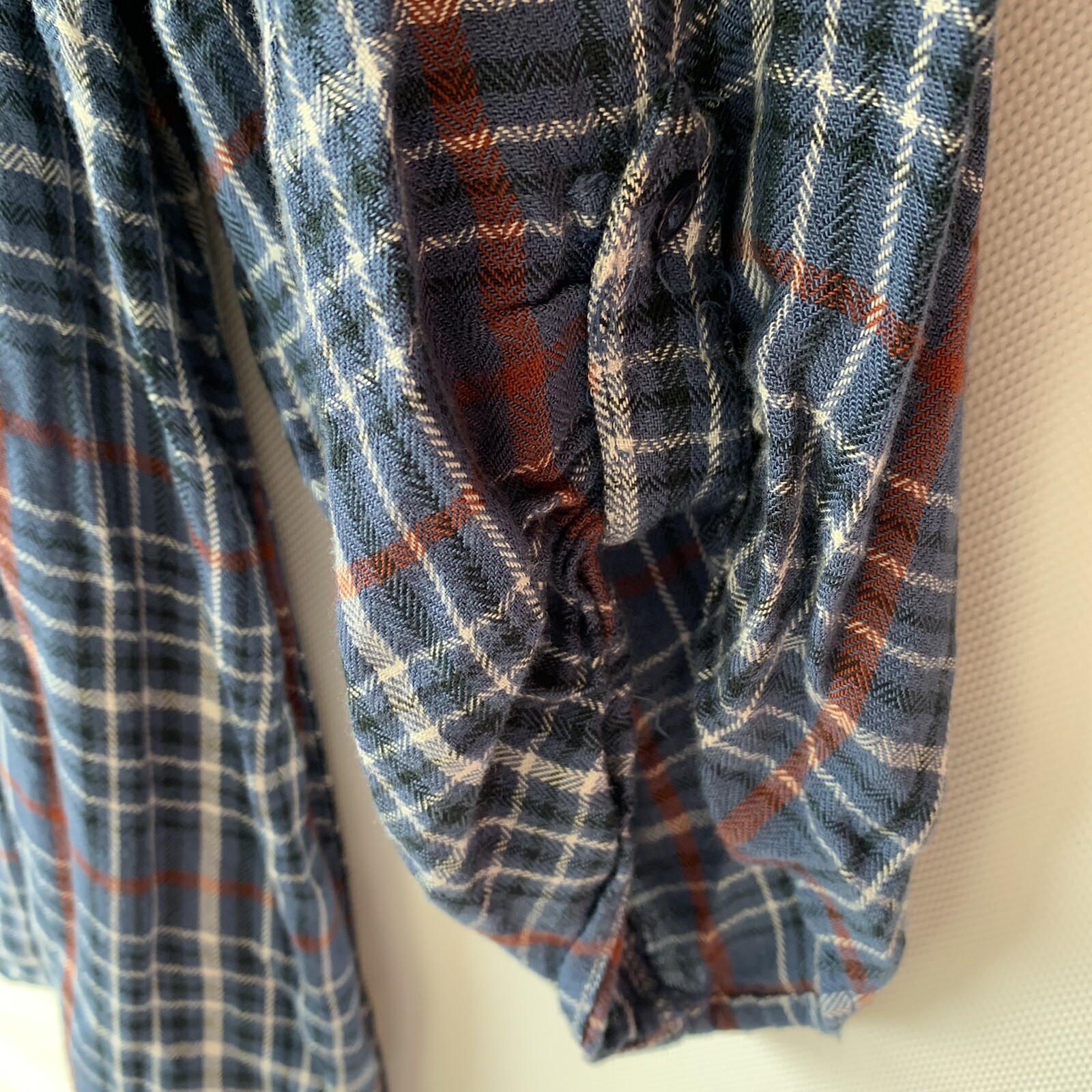 Ava James Womans 1/4 Button 3/4 Tab Sleeve Top Bl… - image 4