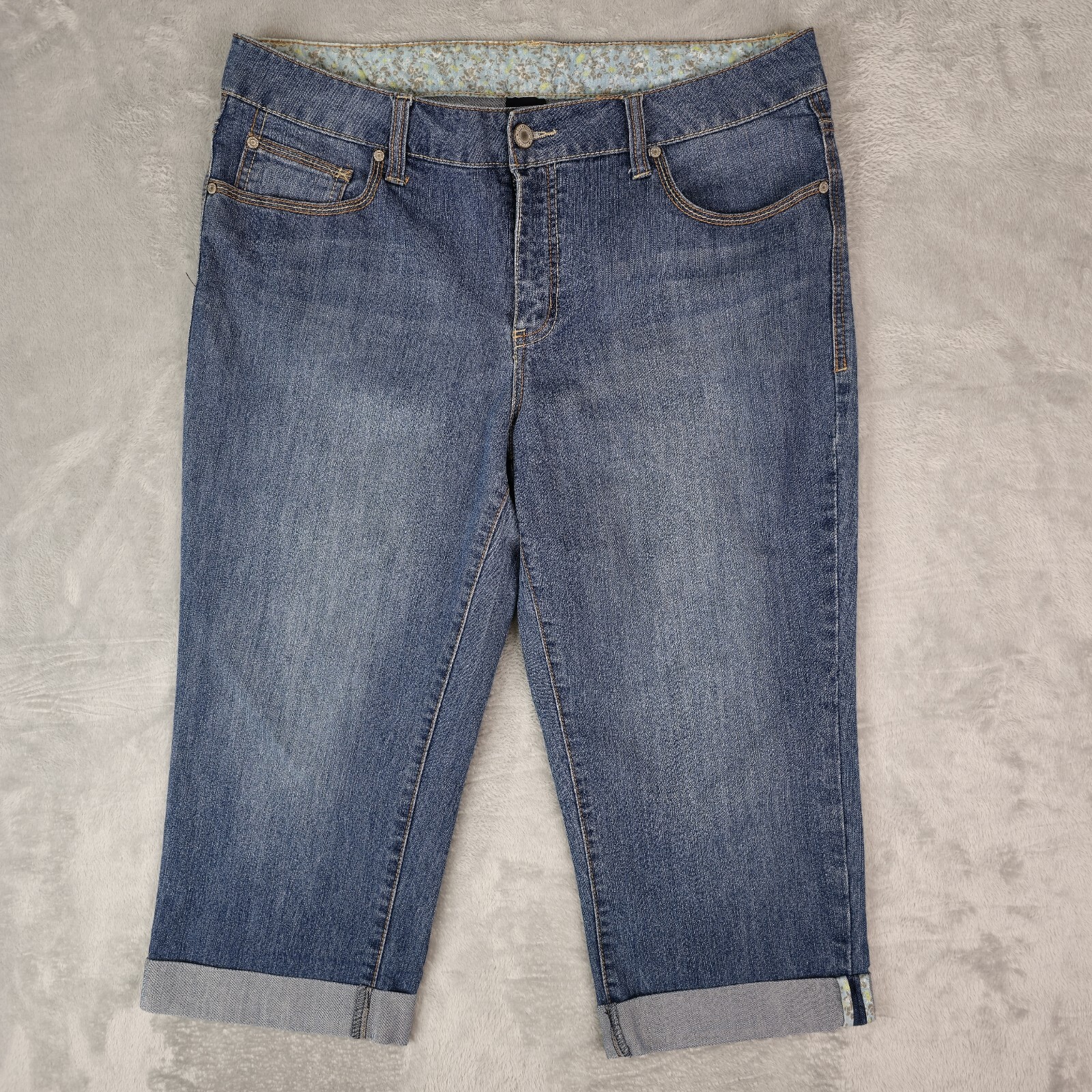Faded Glory Capri Jeans Womens Size 16 High Rise Cuffed Denim Pants