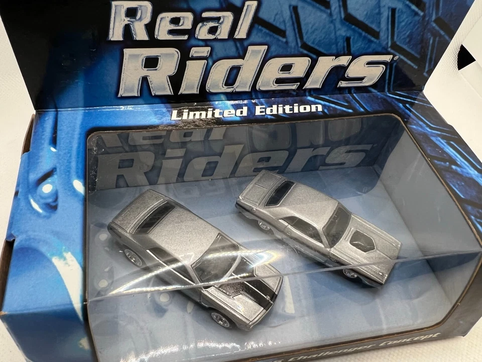 Hot Wheels Dodge Challenger Concept 2 PACK PILOTOS REALES EDICIÓN LIMITADA   Foto 3 de 4