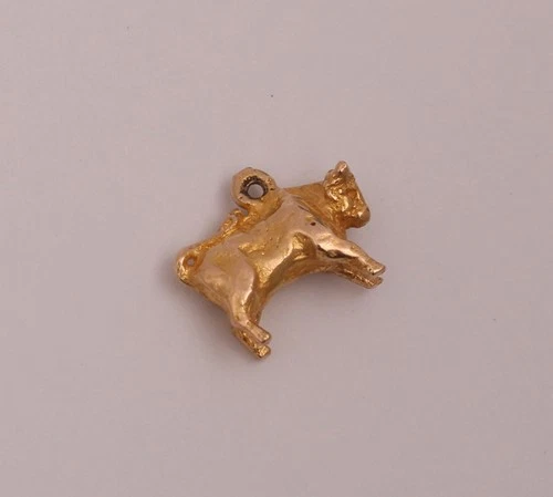 9ct Yellow Gold Bull Charm