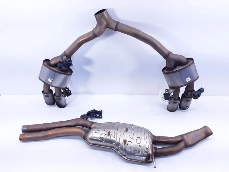 Silenciador doble AUDI S4 S5 18-23  Foto 3 de 4