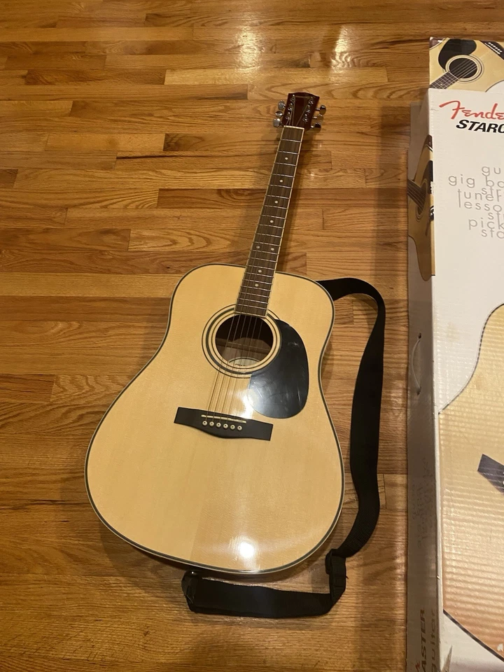 FENDER STARCASTER 0910104125 ACOUSTIC 6-STRING GUITAR -IN BOX w STAND & MORE - Image 4 of 4