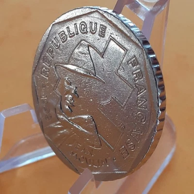 Pièce commémorative de 2 francs Jean Moulin nickel année 1993 qualité SUP - Photo 1/4